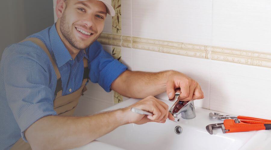 Faucet cartridge replacement in Walker, IA